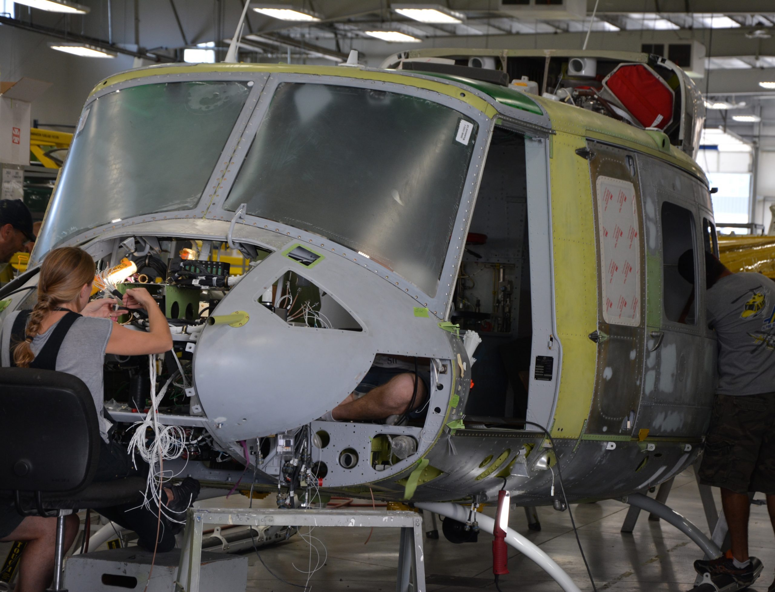 Bell 412 maintenance